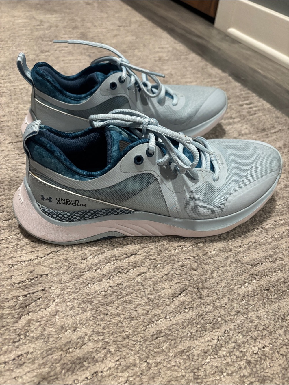 Under Armour Women's Light Blue Training Sneakers size 7
